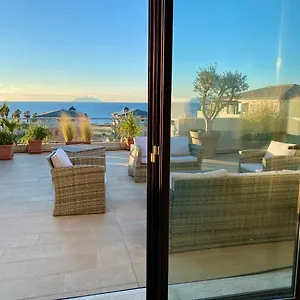Penthouse Le Isole Apartment